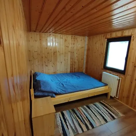 Tiny Estate Covasna - - Rotwild Family Bicfalau