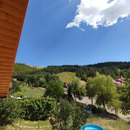 Tiny Estate Covasna - - Rotwild Family Holiday home Bicfalau