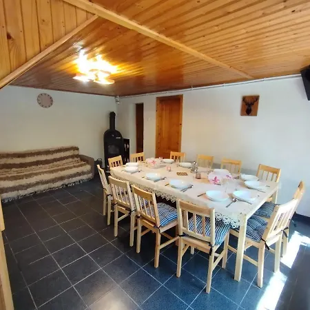 Tiny Estate Covasna - - Rotwild Family *