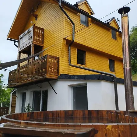 Holiday home Tiny Estate Covasna - - Rotwild Family Bicfalau